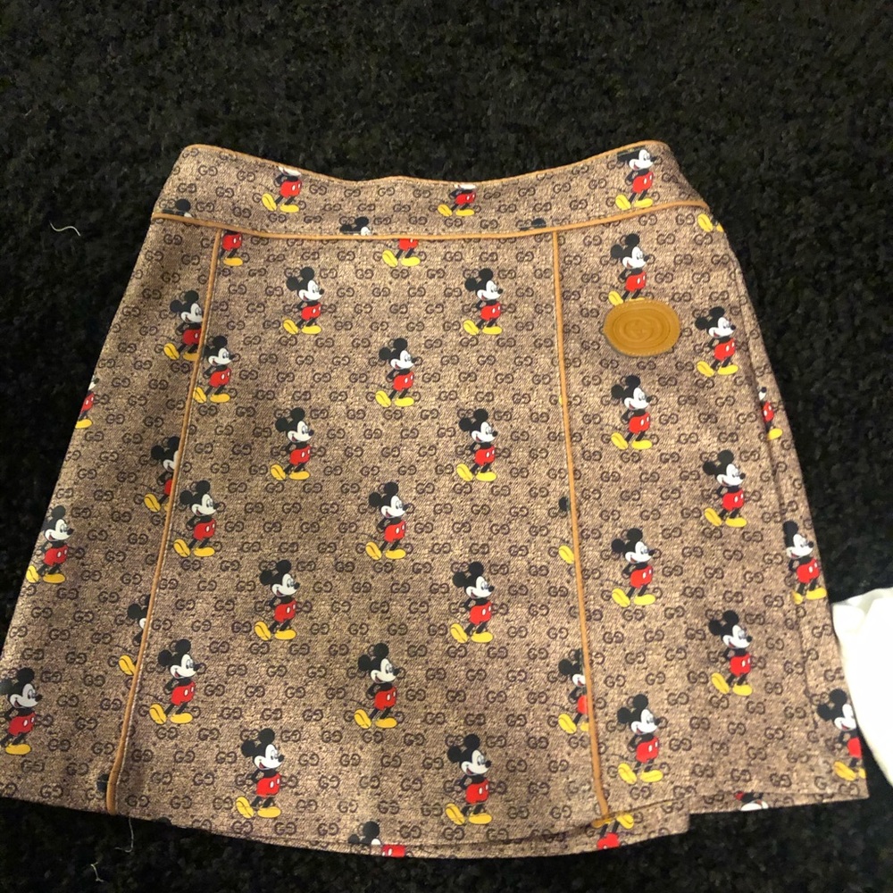 Gucci two piece skirt and shirt set